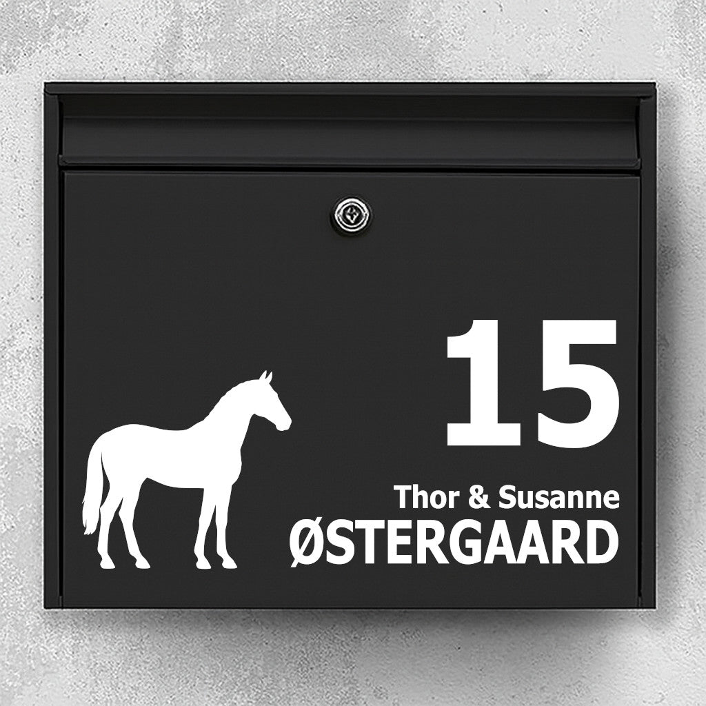 Brievenbussticker met Deens warmbloedpaard in silhouet - aangepast naam- en huisnummerlabel - weerbestendig vinyl