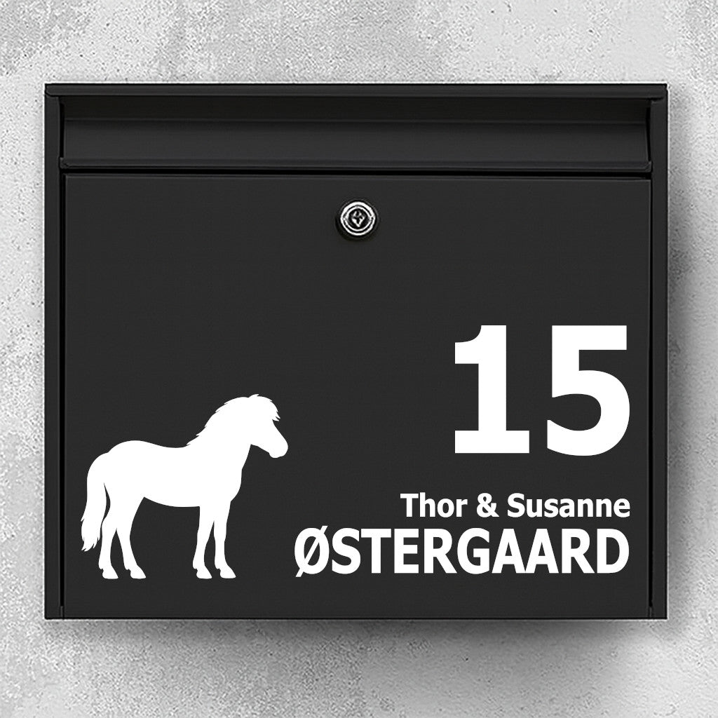 Postbussticker met silhouet van een IJslands paard - Naambordje met huisnummer - Weerbestendig vinyl voor buiten