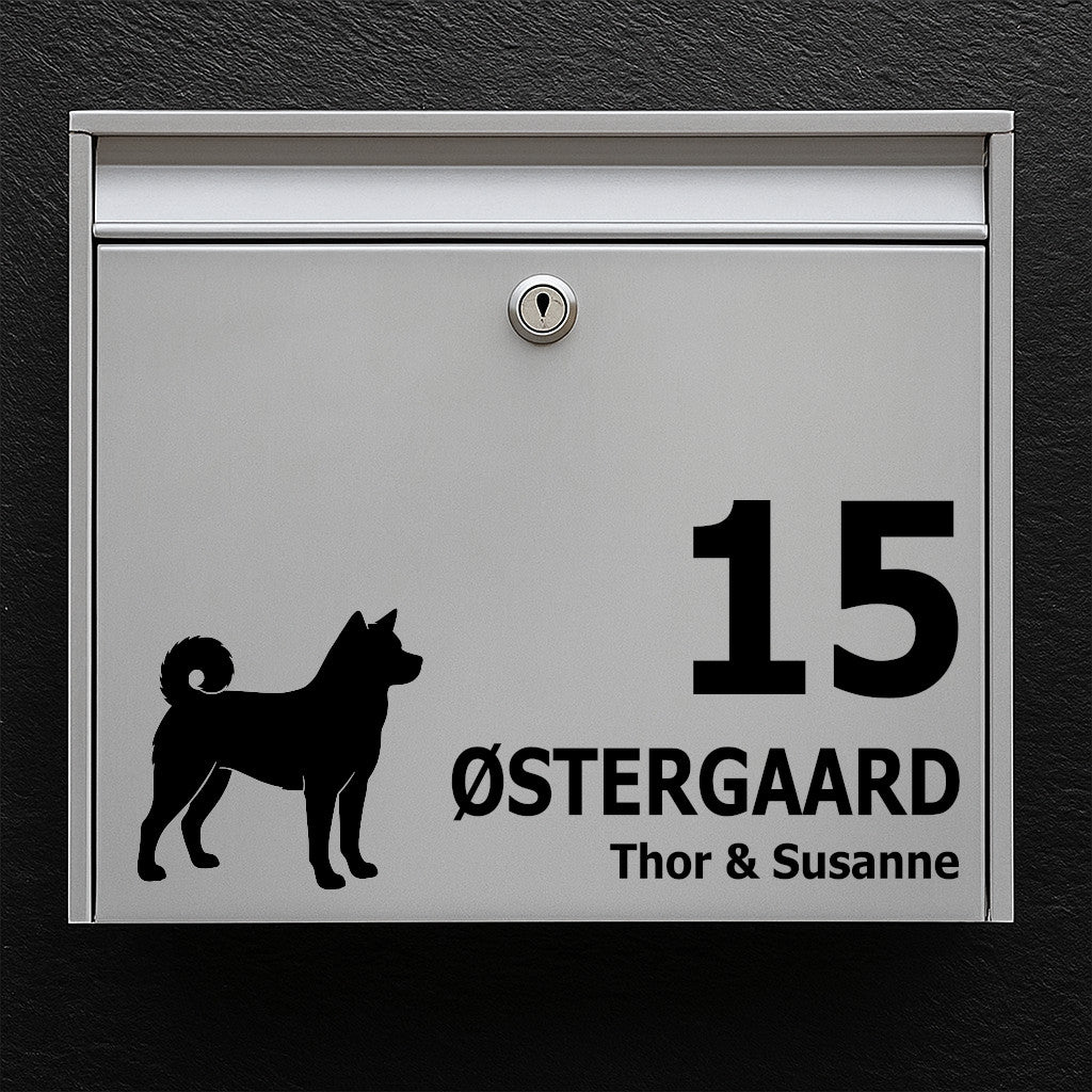 Akita Brievenbussticker - Gepersonaliseerde naamsticker en huisnummer - Duurzaam vinyl voor buiten