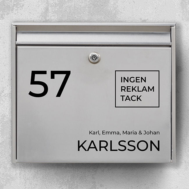 Brievenbuslabel met groot huisnummer, vierkant label "Geen reclame a.u.b." en achternaam onderaan – weerbestendig vinyl
