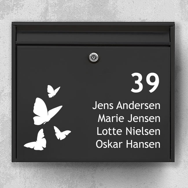 Brievenbussticker met vlindermotief - groot huisnummer en meerregelige namenlijst - weerbestendig vinyl